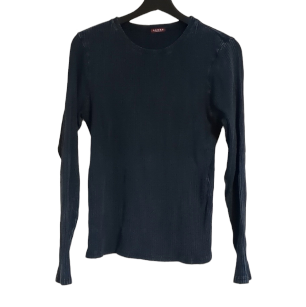 Size XL ribbed long sleeve tee.